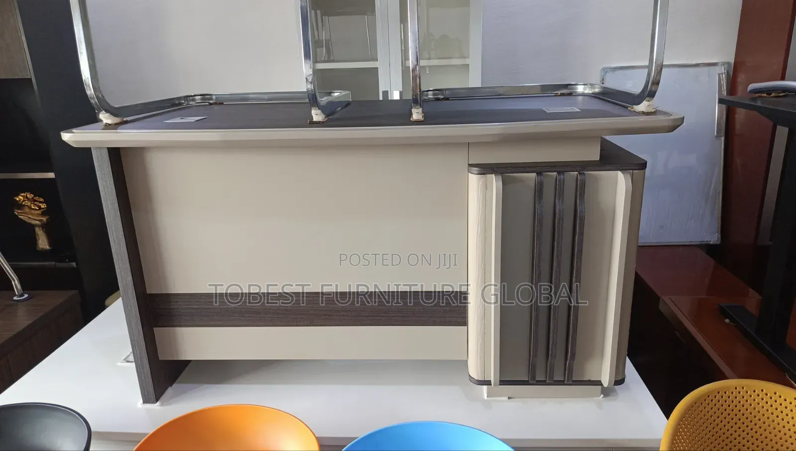 New Model Office Table (Medium Size)
