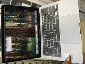 Laptop Apple MacBook Pro 2020 M1 8GB Apple M1 SSD 256GB