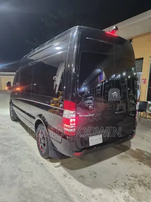 Mercedes-Benz Sprinter 2012 Black