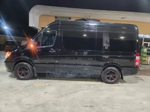 Mercedes-Benz Sprinter 2012 Black