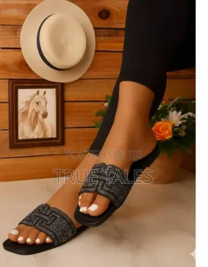 Women's Classy  Rhinestone  Embellished Slippers. Sizes 37-43 #Ugv