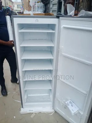 190 Liters Hisense Upright (Standing) Freezer, Silver Color.