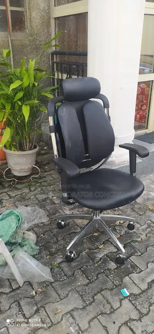Kidney Office Chair