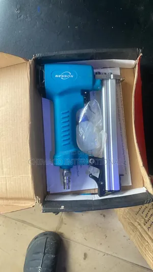 Air Nailer Machine