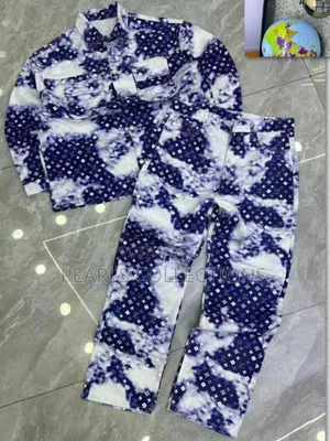 Two-piece Joggers And Sweatshirt