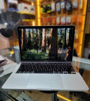 Laptop Apple MacBook Pro 2020 M1 16GB Apple M1 SSD 512GB