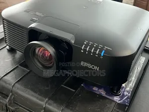Epson Projector 8500 Lumens Eb Pu1008b