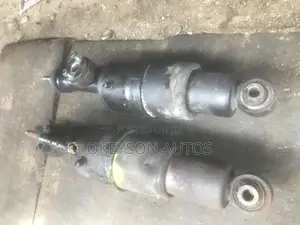 Set Of Back Shock Absorber For Nissan Infinity Qx-80 Model 2015-2022