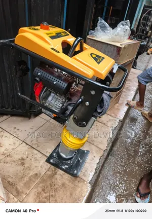 Jumping. Rammer Compactor 75kg Diesel Engine