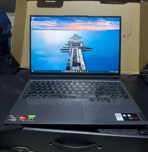Laptop Lenovo Legion 5 32GB AMD Ryzen 5 SSD 1T