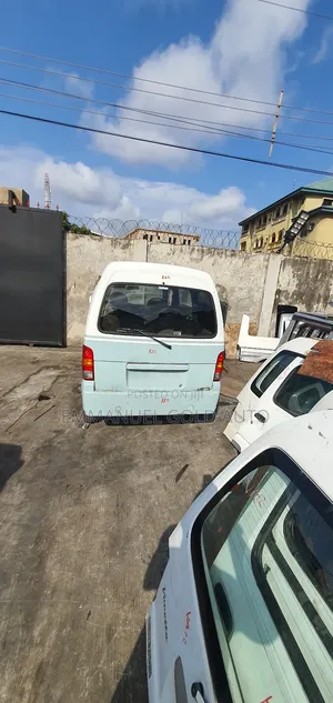 Suzuki APV Minibus 2008 White