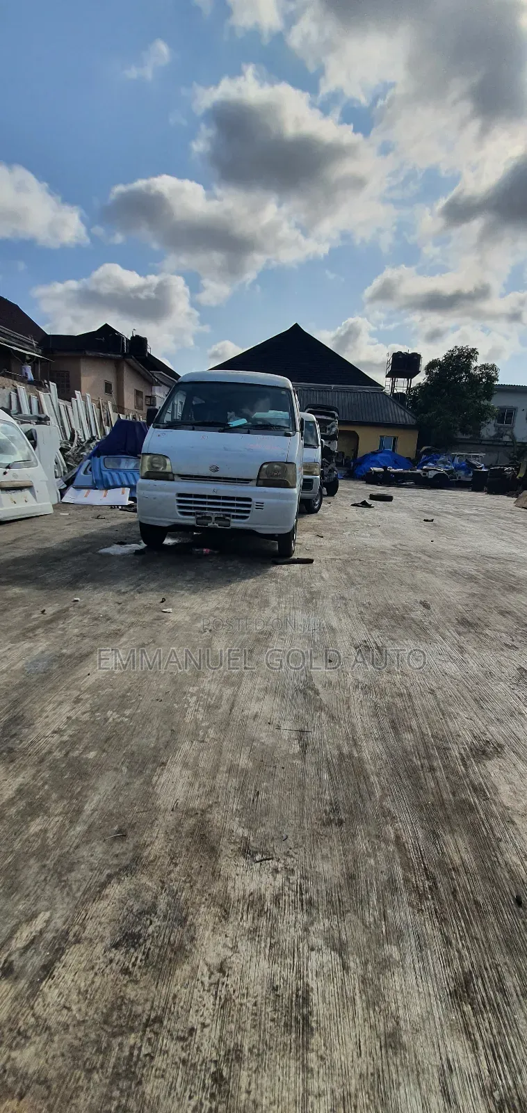 Suzuki APV Minibus 2010 White