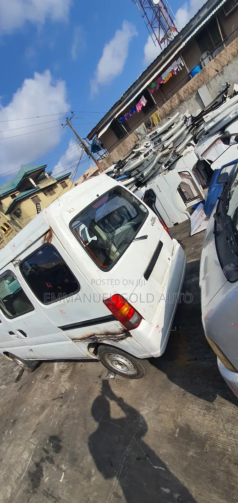 Suzuki APV Minibus 2010 White