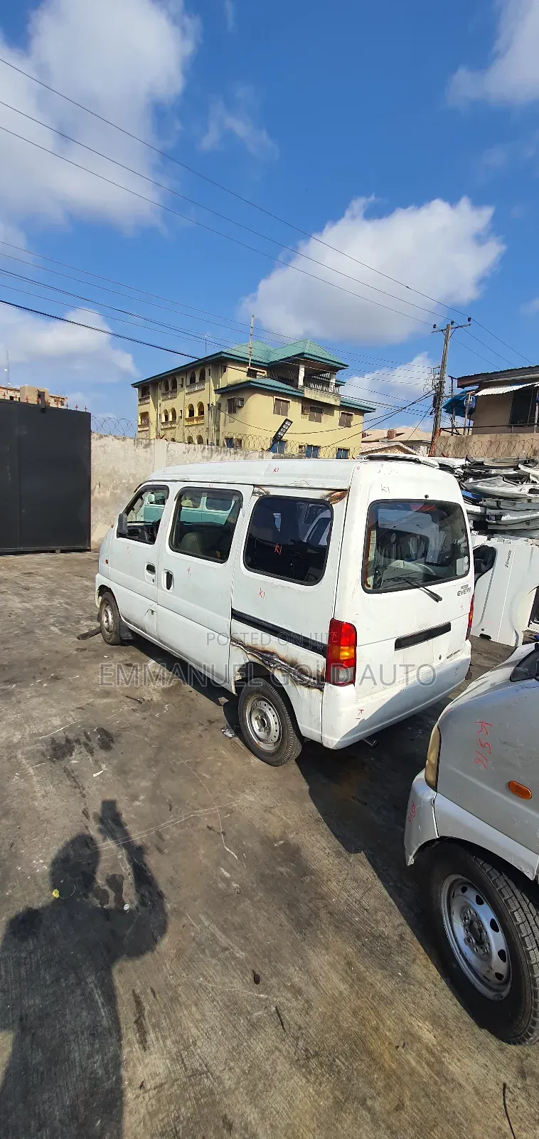 Suzuki APV Minibus 2010 White