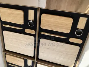 5 in 1 Wooden Bamboo Corporate Gift Set With Power Bank
