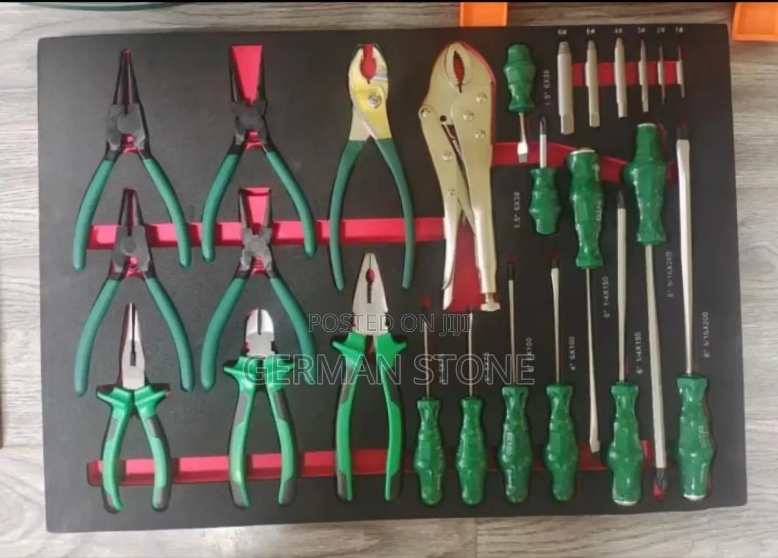 Seven Drawer Tools Box Mechanical