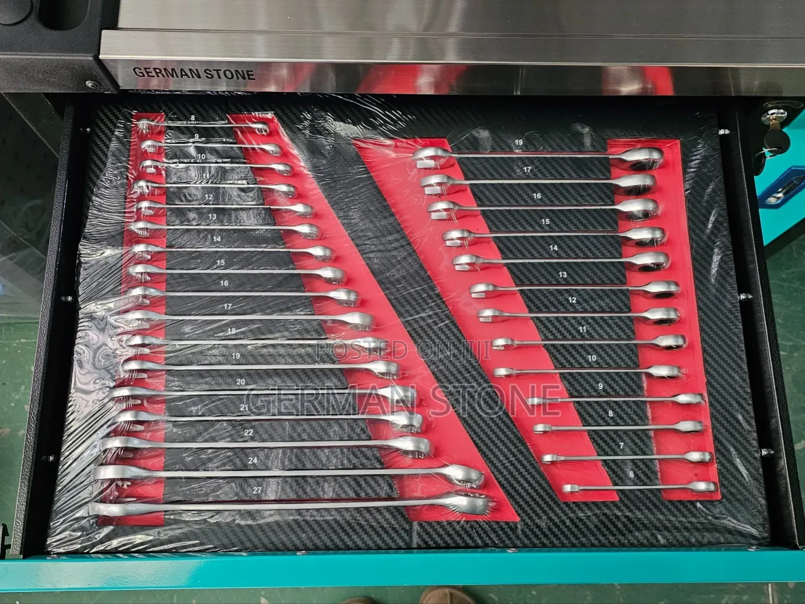 Seven Drawer Tools Box Mechanical