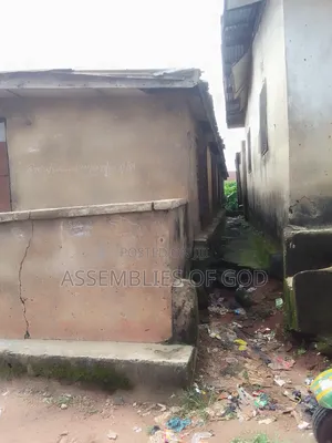 6bdrm House in Opposite Junior, Umuahia for sale