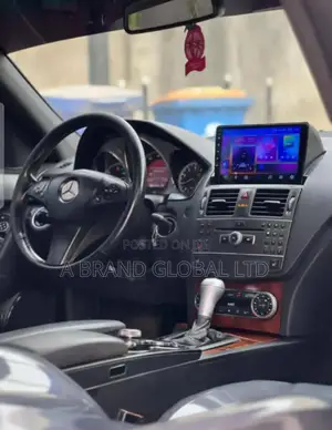 2007-2011 Mercedes Benz C300 Android Navigation System