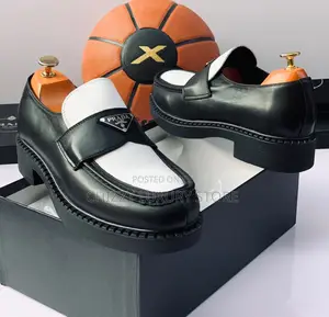 Prada Quality Luxury Men Genuine Leather Cooperate Shoe