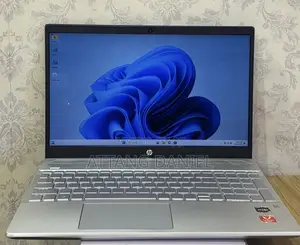 Laptop HP Pavilion 15-Cs3063cl 8GB AMD Ryzen 3 SSD 256GB