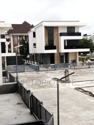 5 Bedroom Fully Detached House for Sale in Guzape