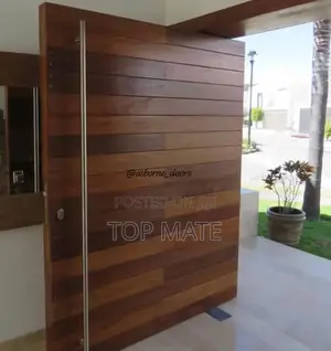 High Quality Pivot Security Wooden Door