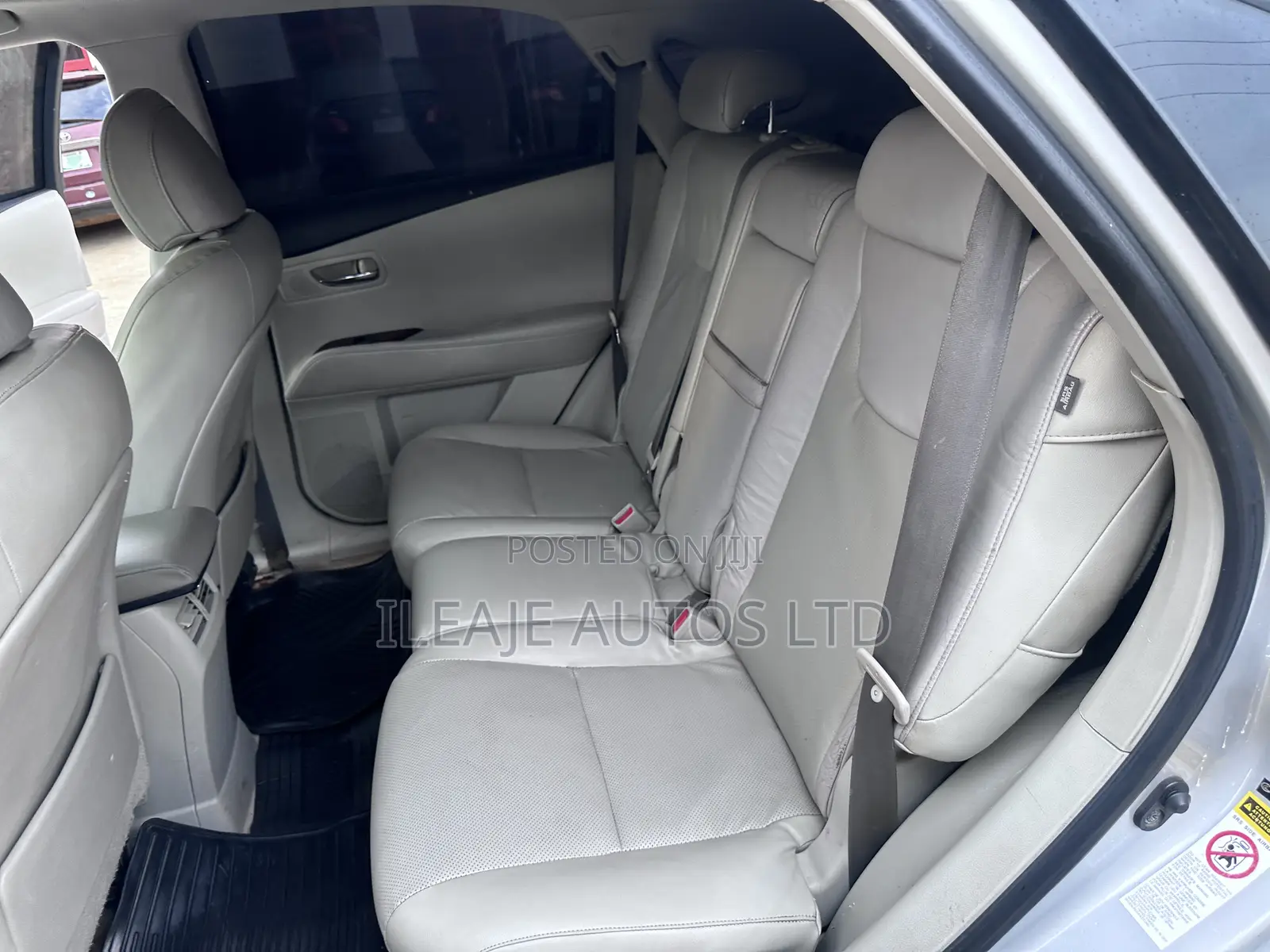 Lexus RX 2011 Silver