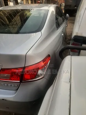 Lexus ES 350 2011 Silver