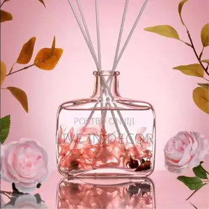 Diffuser With Reeds