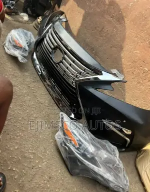 Complete Bumper and Headlamp Es 350 2018