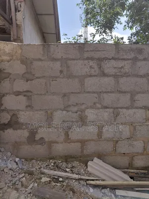 Half Plot Ijegemo Very. Close to the Major Road