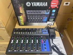 Yamaha Professional Audio Mixer F7.