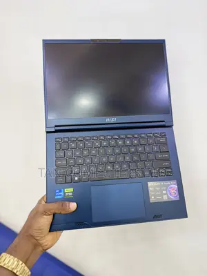 New Laptop MSI Stealth 14 Studio A13VF 16GB Intel Core i7 SSD 1T