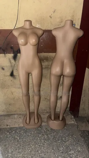 Plastic Female Armless Display Mannequin