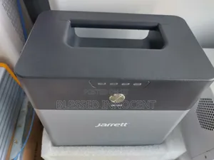 Jarrett 1200w Portable Power Station – 960wh Solar Generator