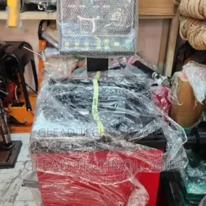 Computerised Wheel Balancer Machine