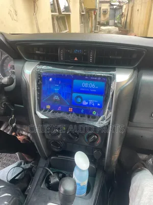 Toyota Fortuner 2017-2023 GPS Navigation/Reverse Camera