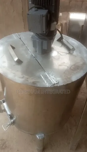 100 Lit Stainless Mixer /Boiler With Gas Burner And 3hp Motor