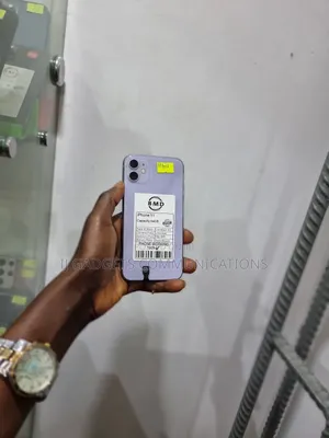 Apple iPhone 11 64 GB Purple