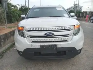 Ford Explorer Limited 4dr SUV AWD (3.5L 6cyl 6A) 2015 White