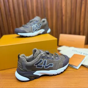 Original Louis Vuitton Runner Tatic Sneakers Available in Store