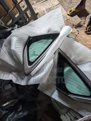Quarter Vent Glass 2024 Accord