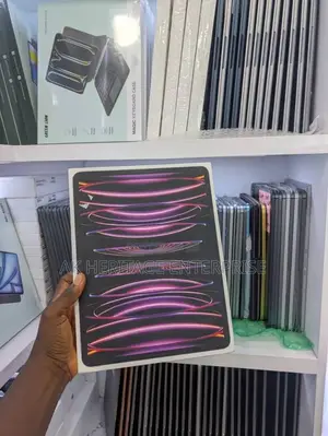 New Apple iPad Pro (2022) 1 TB