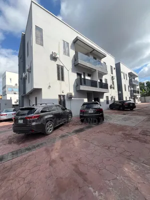 5bdrm Townhouse/Terrace in Shonibare, Ikeja GRA for sale