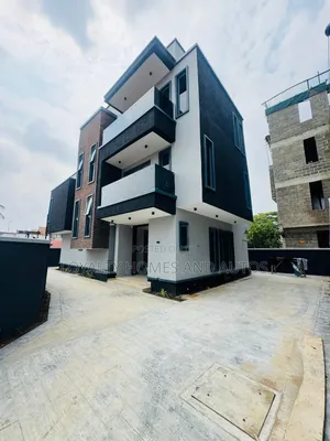 5bdrm Mansion in Ikeja Gra Lagos for sale
