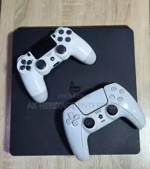 Play Station 4
