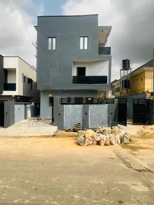 4bdrm Duplex in Ikeja Lagos for sale