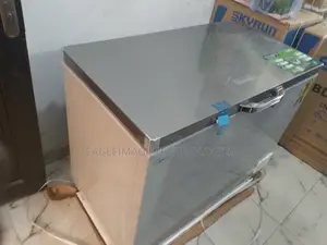 Scanfrost Chest Freezer 300l Inverter - Removable Baskets