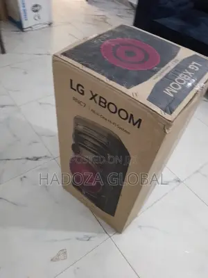 Light-up Design On The Lg Xboom Rnc7